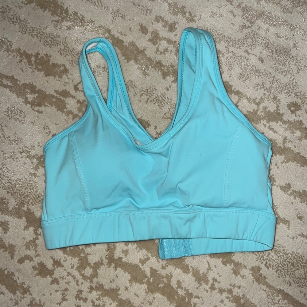 Sports bra